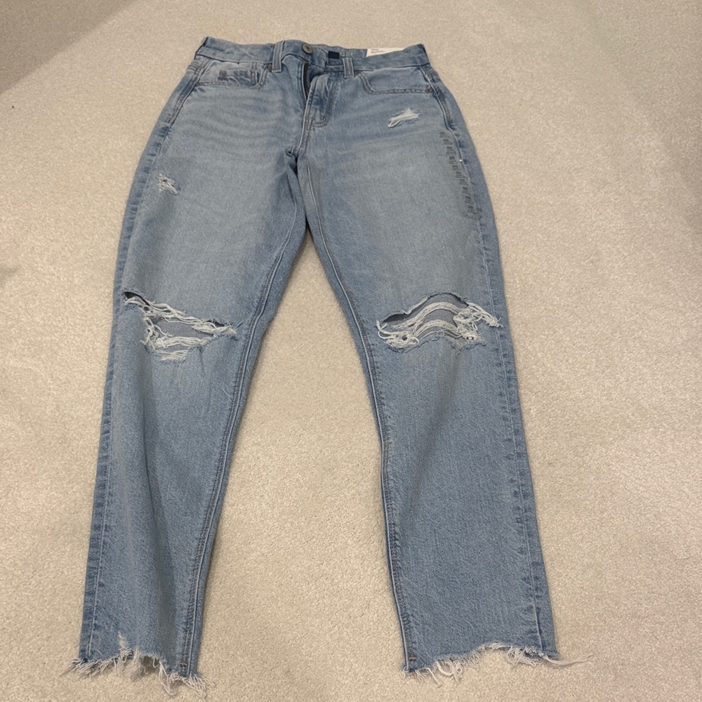 American Eagle Outfitters Light Blue Ripped Jeans - Size 00